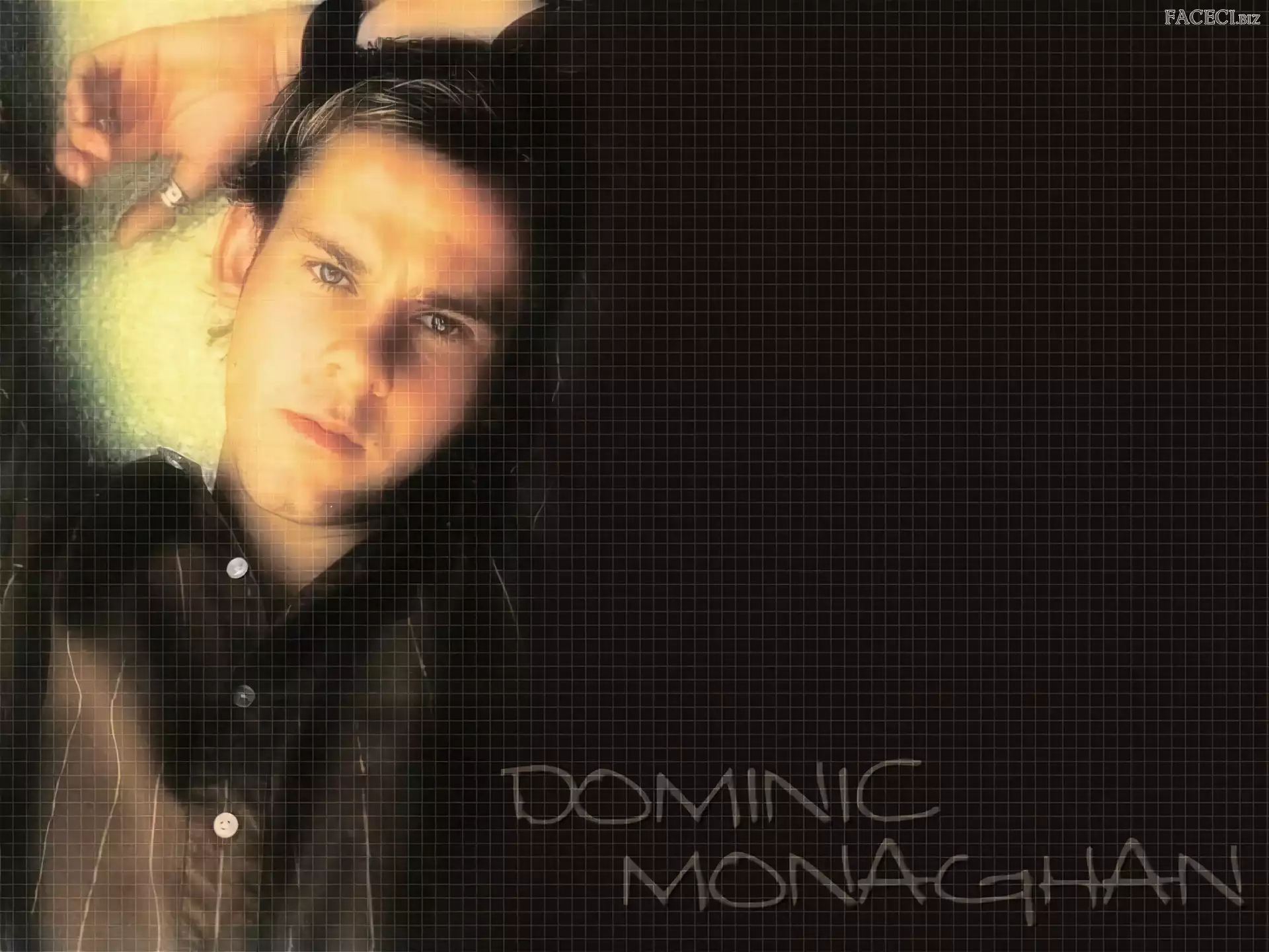ciemna koszula, Dominic Monaghan